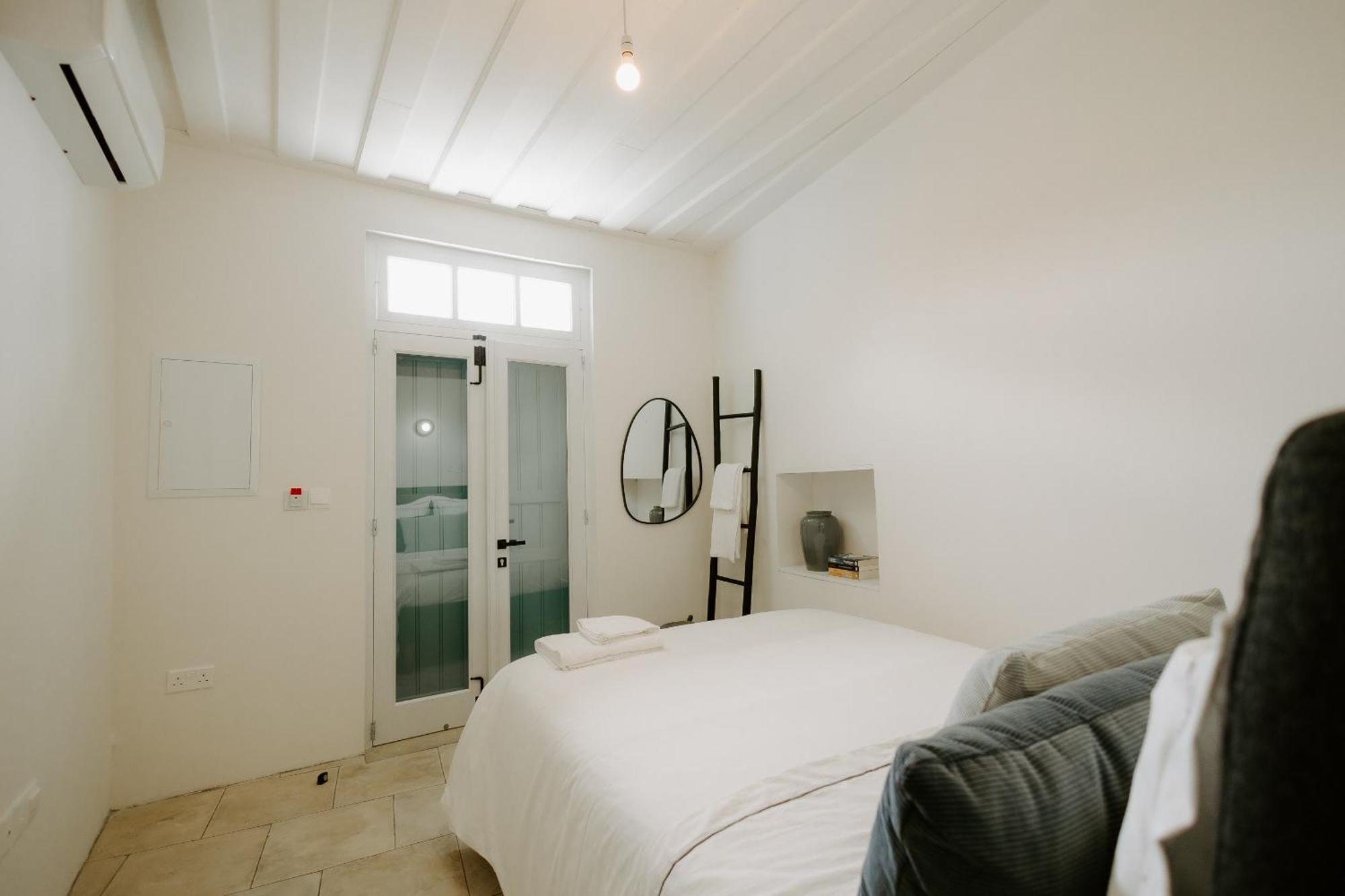 Smaragda'S Guest Rooms Limassol Exterior foto
