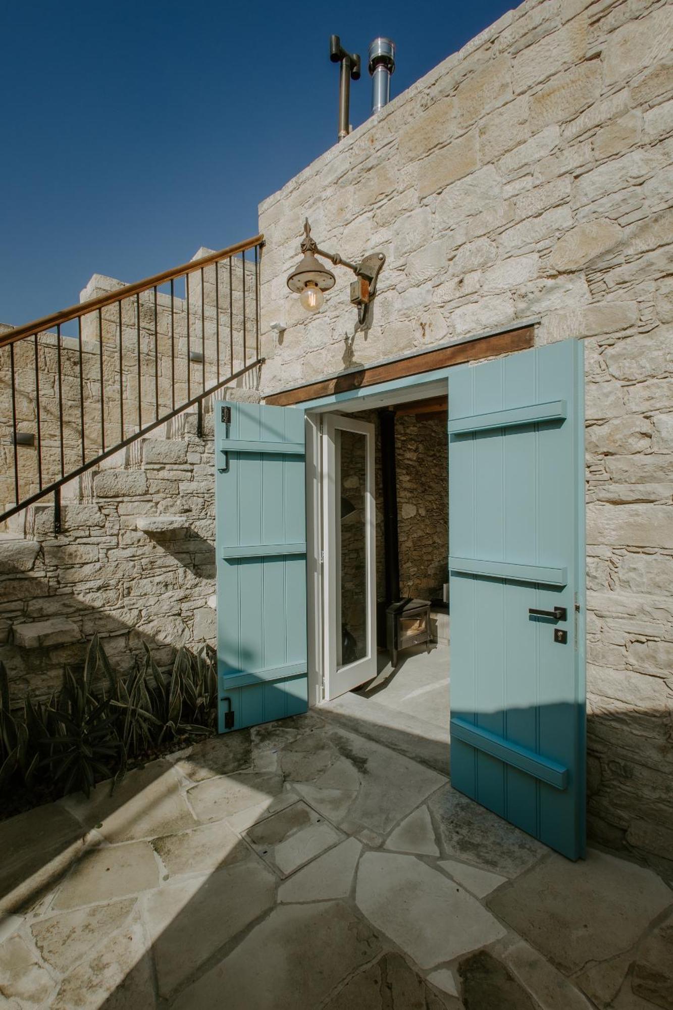 Smaragda'S Guest Rooms Limassol Exterior foto